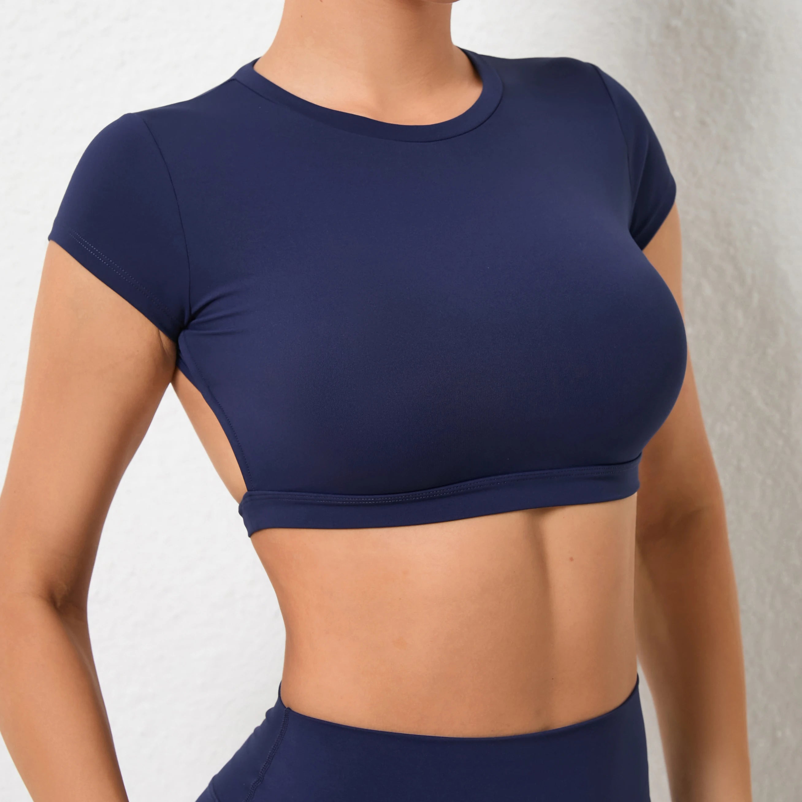 Crop Top Espalda Descubierta Mujer – Estilo y Soporte Real 💪